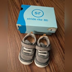 Stride Rite Nick Sneakers - Size 5